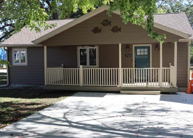 Property at 70 Dam Rd, Arnolds Park, IA 51331, 3 beds, 2 baths