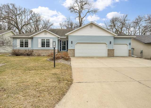 Property at 1411 2nd St. St, West Okoboji, IA 51351, 5 beds, 3 baths