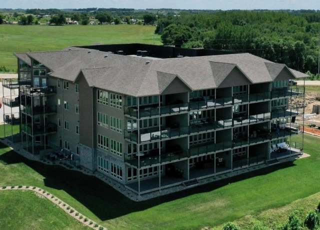 Property at 580 Linden Dr #309, Arnolds Park, IA 51331, 4 beds, 3 baths