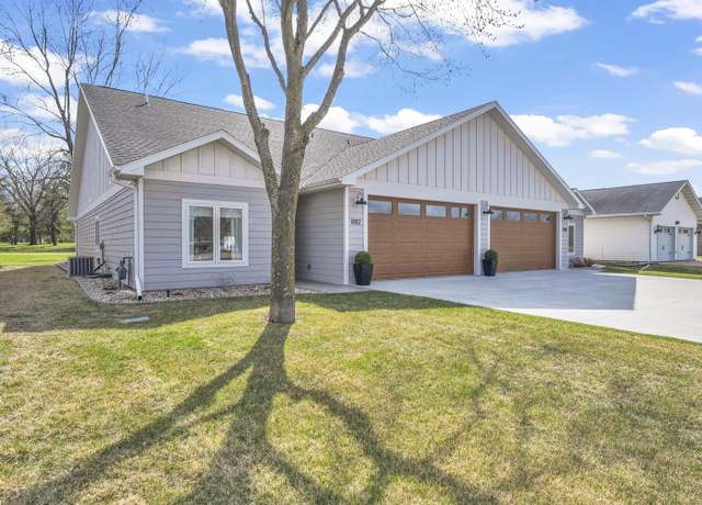 Property at 1012 S Emerald Hills Dr Unit B, Arnolds Park, IA 51331, 3 beds, 2 baths