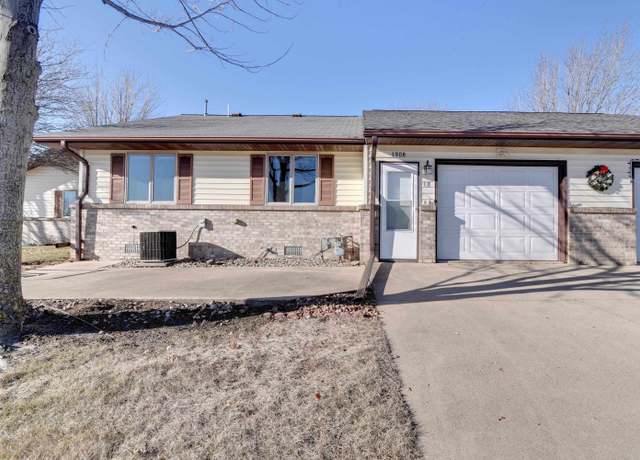 Property at 1908 23rd St #17, Spirit Lake, IA 51360, 2 beds, 1 bath
