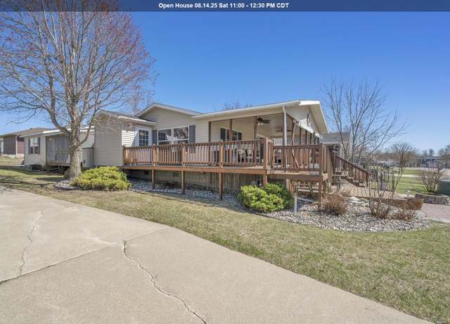 Property at 908 Sunshine Run, Arnolds Park, IA 51331, 4 beds, 2 baths