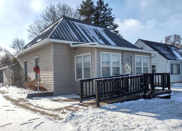 Property at 1330 Central Ave, Estherville, IA 51334, 2 beds, 1 bath