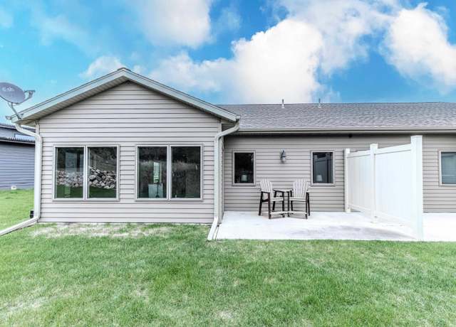 Property at 3337 Prairie Meadow Dr Unit A, Milford, IA 51351, 2 beds, 2 baths