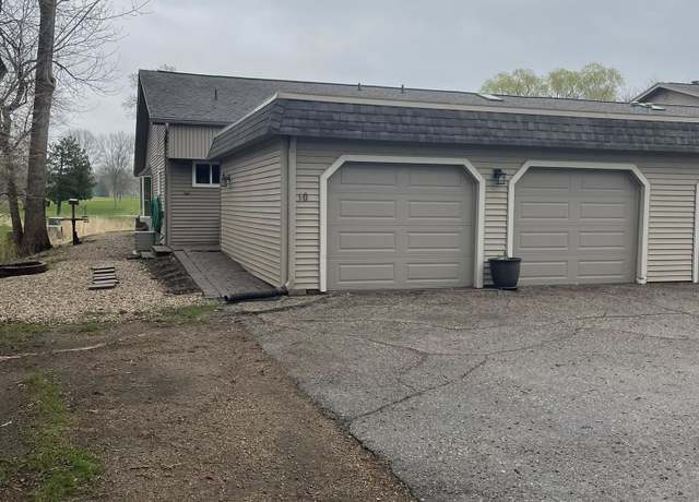 Property at 2100 Country Club Drive Dr #10, Okoboji, IA 51355, 2 beds, 2 baths