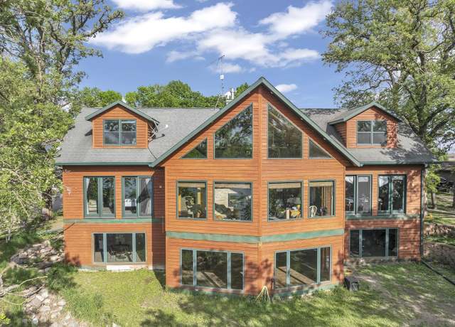 Property at 1011 Hwy 15, Armstrong, IA 50514, 7 beds, 5.5 baths