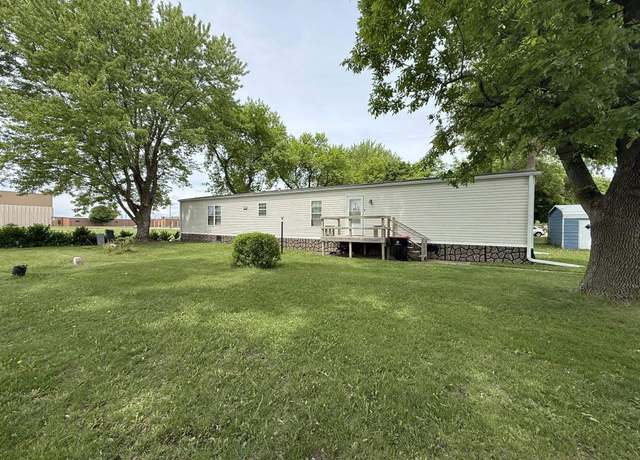 Property at 2302 3rd Ave S #93, Estherville, IA 51334, 3 beds, 2 baths