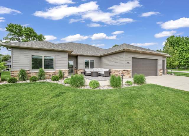 Property at 905 Emerald Pines Dr. Dr, Arnolds Park, IA 51331, 3 beds, 2 baths