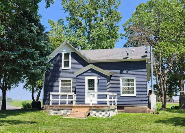 Property at 301 S Neptune St, Marathon, IA 50565, 4 beds, 1 bath