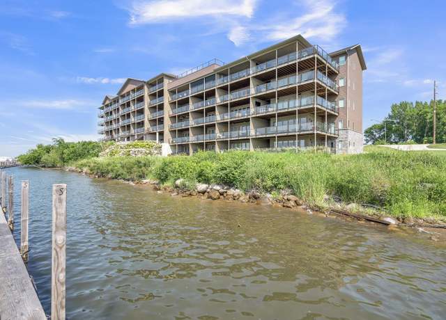 Property at 570 Linden Dr #309, Arnolds Park, IA 51331, 4 beds, 2.5 baths