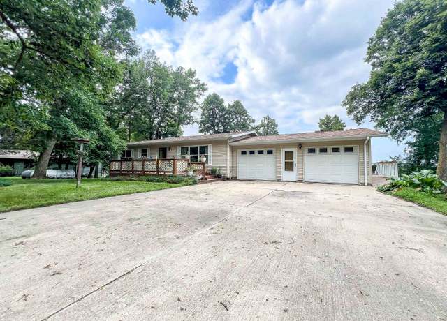 Property at 70455 476th Ave, Jackson, MN 56143, 3 beds, 3 baths