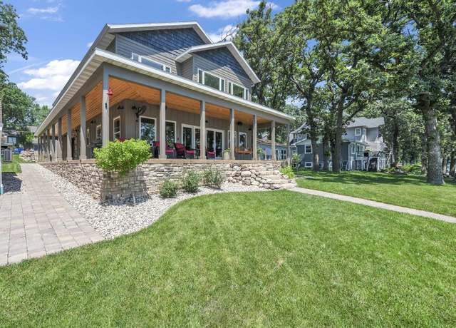 Property at 16692 255th Ave, Spirit Lake, IA 51360, 5 beds, 4 baths