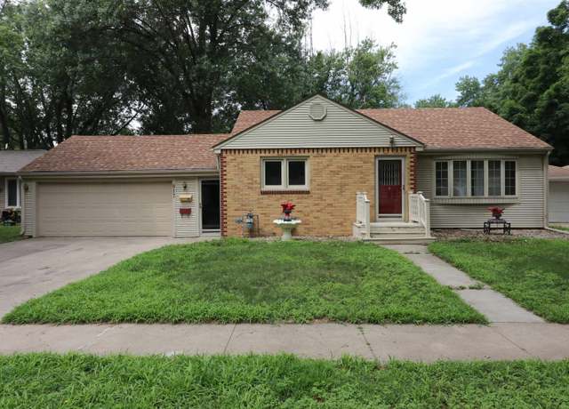Property at 817 Fisher Ct, Spencer, IA 51301, 4 beds, 2 baths