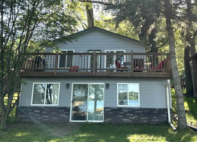 Property at 10285 237th Ave #33, Spirit Lake, IA 51360, 4 beds, 2 baths