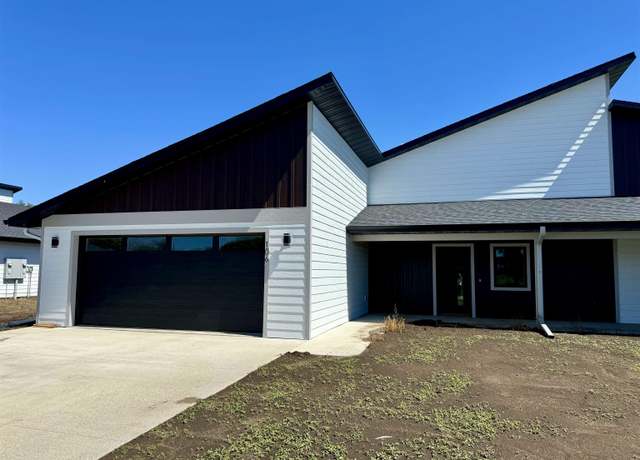 Property at 106 34th Ave W, Spencer, IA 51301, 3 beds, 2 baths