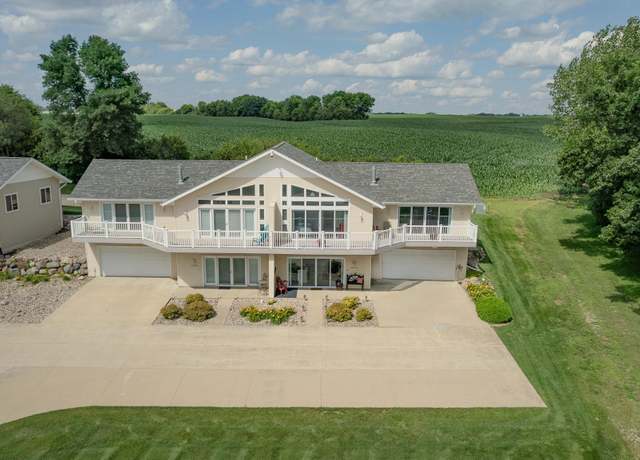Property at 15446 250th Ave Ave, Spirit Lake, IA 51360, 3 beds, 2 baths