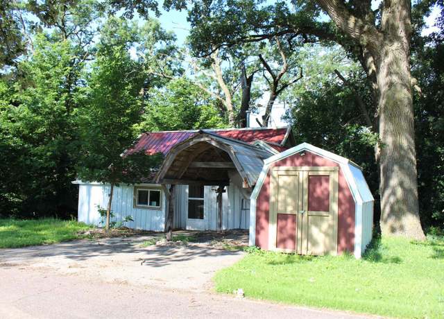 Property at 306 Sweet St, Linn Grove, IA 51033, 1 bed, 1 bath
