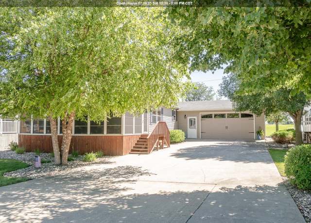 Property at 1310 Wood Duck Rd, Arnolds Park, IA 51331, 3 beds, 2 baths