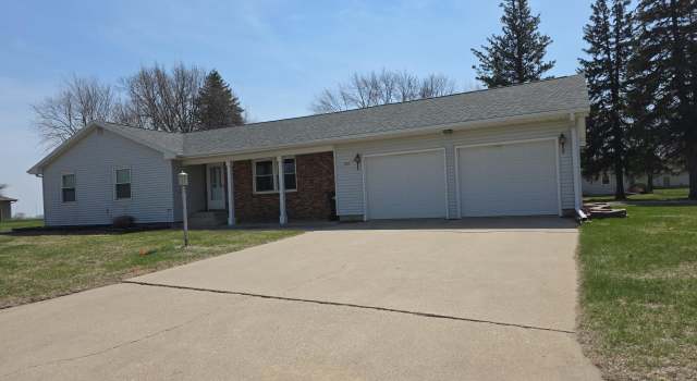 Photo of 801 E Maple Dr, Hartley, IA 51346