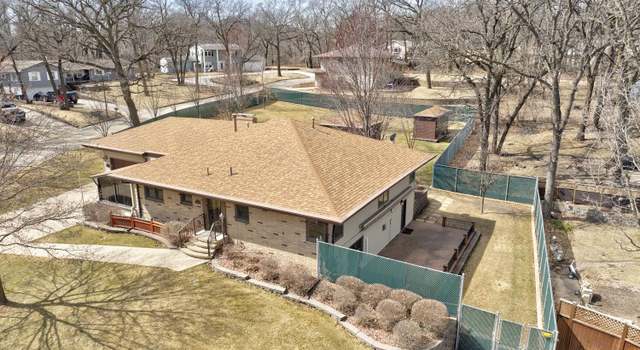 Photo of 121 Westwood Dr, Estherville, IA 51334