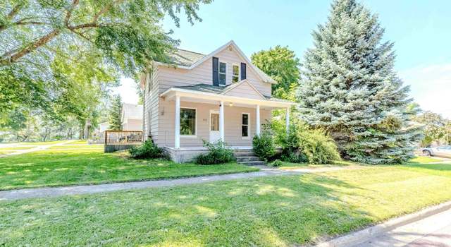Photo of 310 S 2nd St, Lake Park, IA 51347