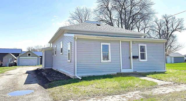 Photo of 1004 Jefferson St, Emmetsburg, IA 50536