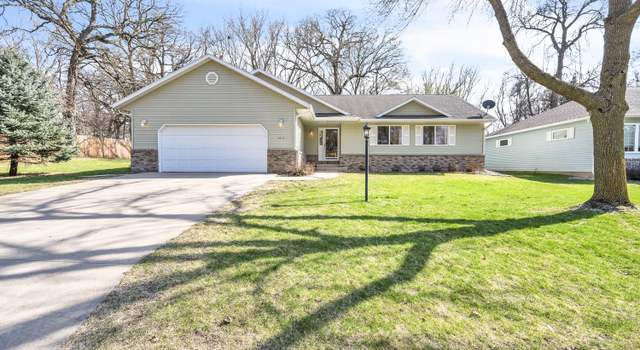 Photo of 1413 2nd St, West Okoboji, IA 51351
