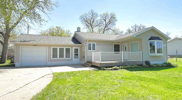 Photo of 504 Broadway St, Emmetsburg, IA 50536