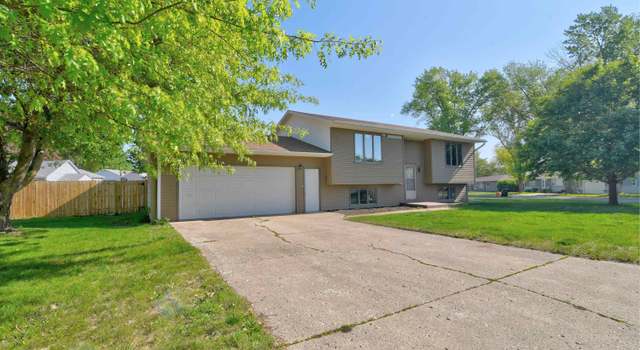 Photo of 621 18th Ave N, Estherville, IA 51334