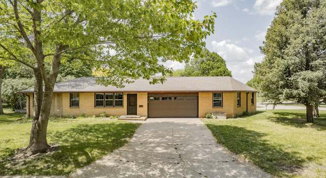 Photo of 1319 Fairview Ave, Spencer, IA 51301