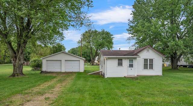 Photo of 107 4th St S, Terril, IA 51364