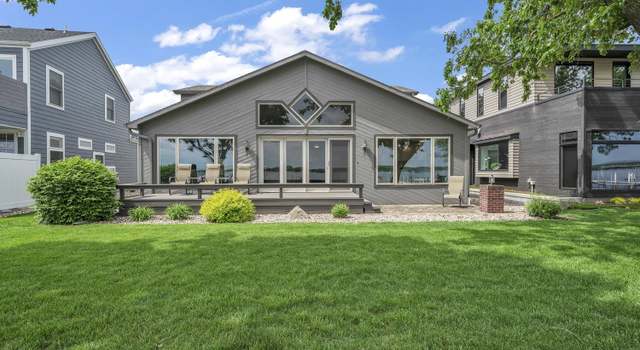 Photo of 1705 Lakeshore Dr, Wahpeton, IA 51360