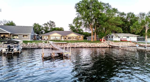 Photo of 506 & 508 2nd St S, Lake Park, IA 51347