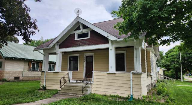 Photo of 108 2nd Ave W, Swea City, IA 50590