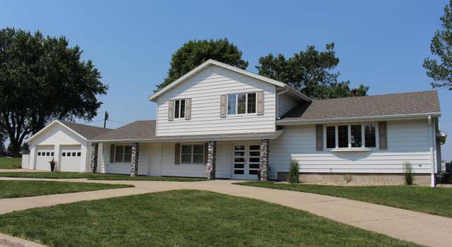 Photo of 102 S 5th St, Breda, IA 51436