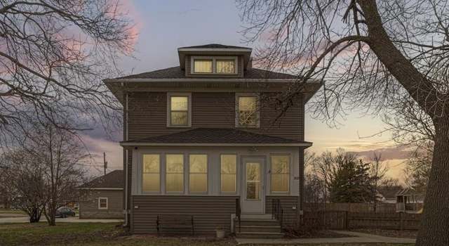 Photo of 1502 Main St, Emmetsburg, IA 50536