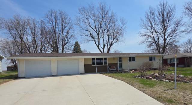 Photo of 420 N 3rd Ave W, Hartley, IA 51346