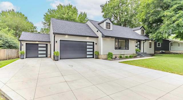 Photo of 927 2nd St NE, Sibley, IA 51249