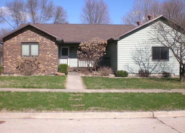 Property at 2166 Springview Dr Dr, Mason City, IA 50401, 3 beds, 1.75 baths