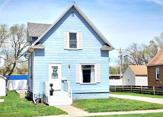 Property at 542 12th St SE, Mason City, IA 50401, 3 beds, 1 bath