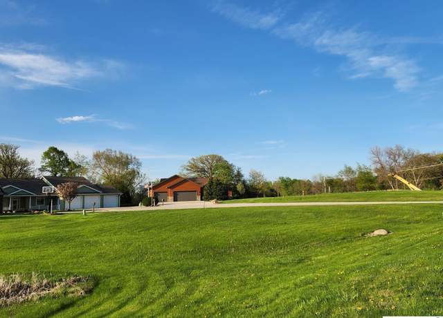 Property at 202 Brickyard Ct Lot 2, Sheffield, IA 50475