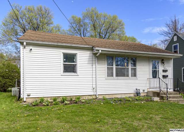 Property at 711 N Van Buren Ave, Mason City, IA 50401, 3 beds, 1.25 baths