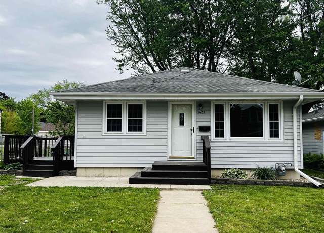 Property at 1431 N Monroe Ave, Mason City, IA 50401, 3 beds, 1.5 baths