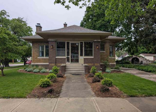 Property at 236 7th St NW, Mason City, IA 50401, 3 beds, 1 bath