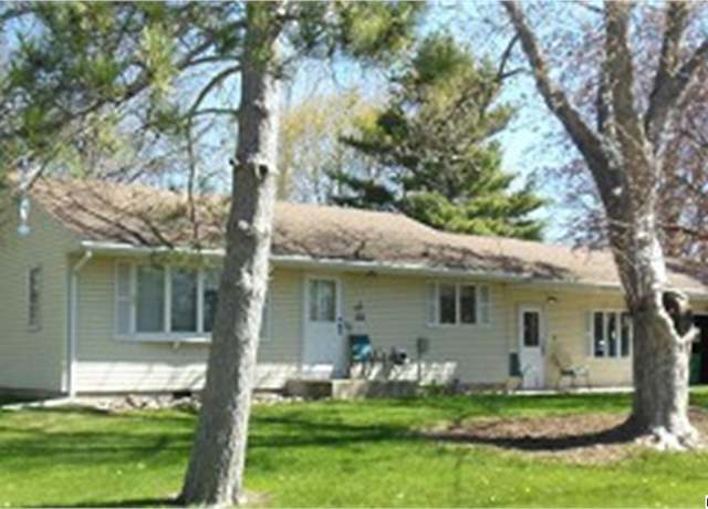 Property at 5 W Mill St St, Rock Falls, IA 50467, 2 beds, 1 bath