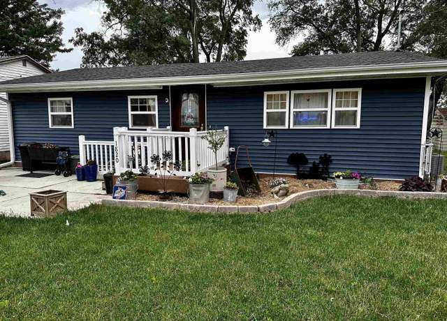Property at 1820 S Coolidge Ave, Mason City, IA 50401, 2 beds, 1 bath