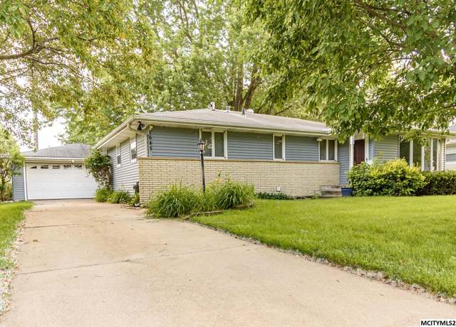 Property at 1645 7th Pl Pl SW, Mason City, IA 50401, 4 beds, 2.25 baths