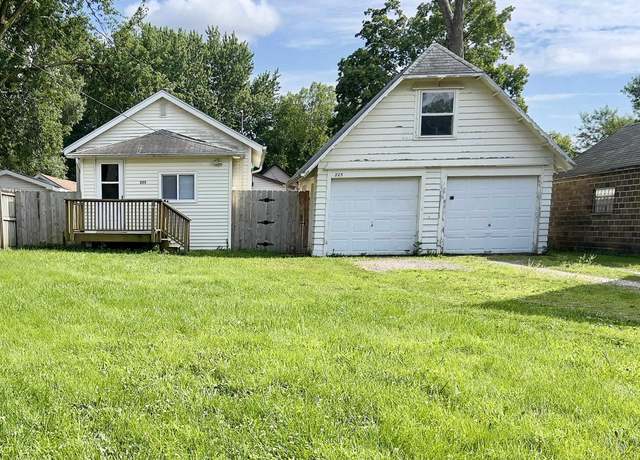 Property at 225 20th St SE, Mason City, IA 50401, 1 bed, 1 bath