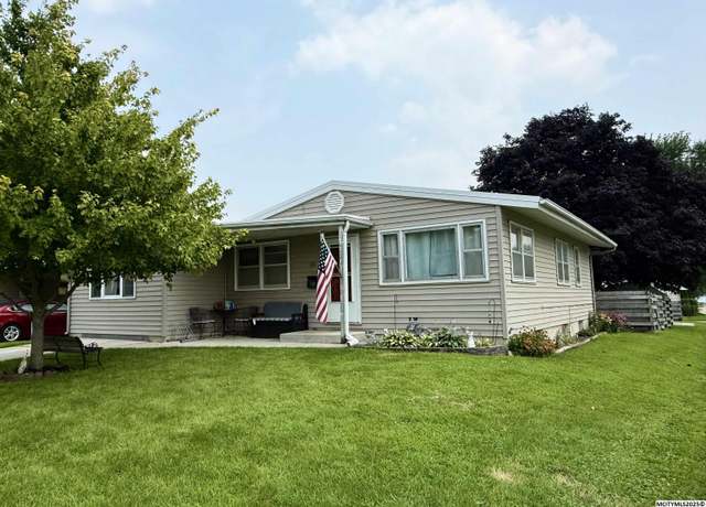 Property at 1519 N Adams Ave, Mason City, IA 50401, 3 beds, 1.25 baths