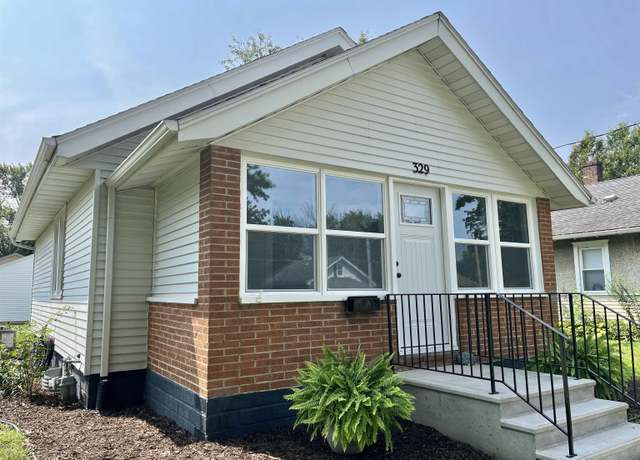 Property at 329 14th St SE, Mason City, IA 50401, 2 beds, 1 bath